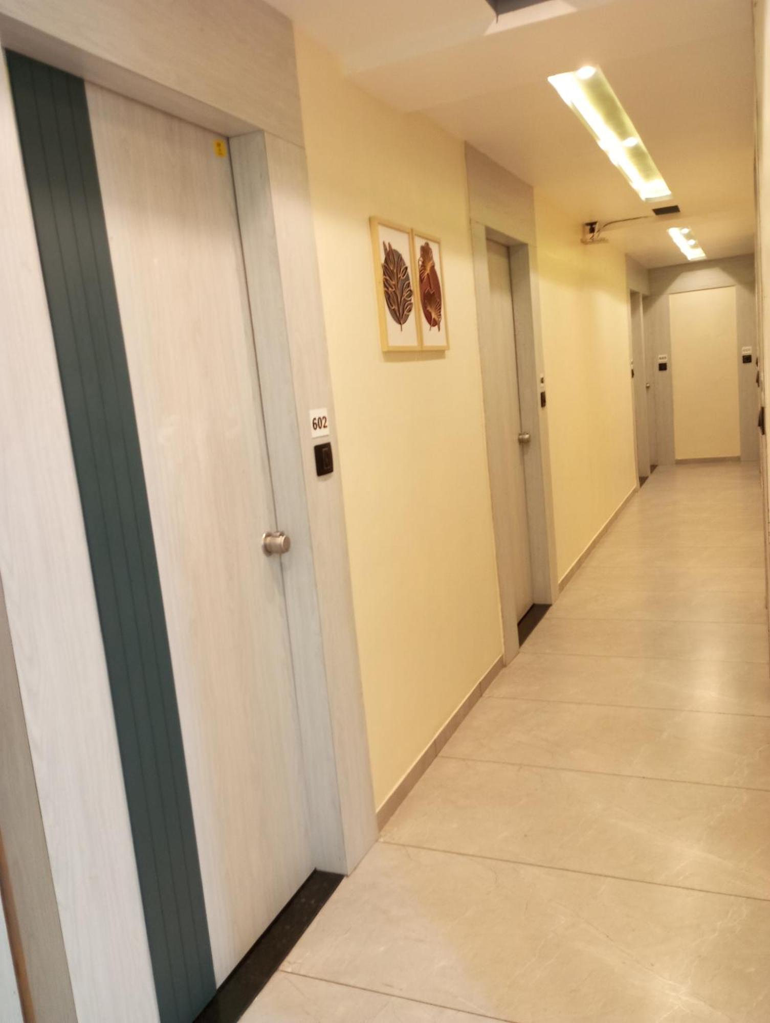 Hotel R K Villa Amhedabad Dış mekan fotoğraf